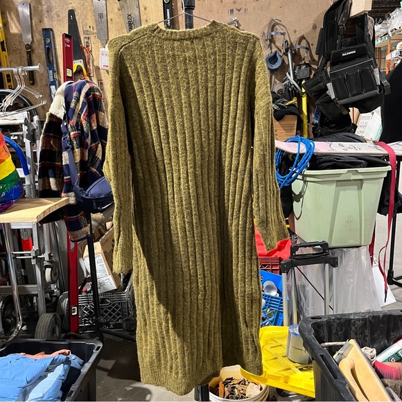 Zara Sweater Dress - Picture 3 of 3
